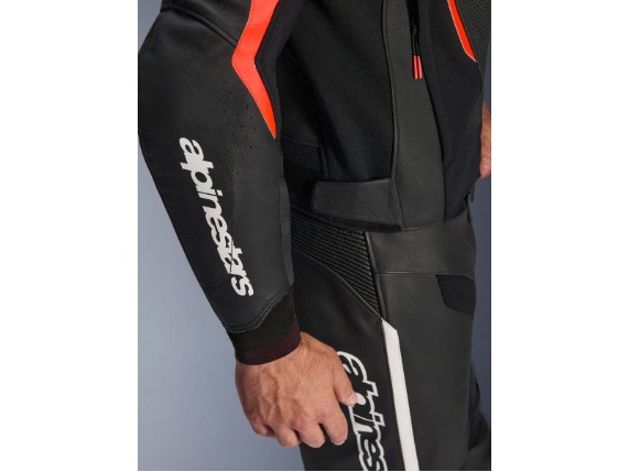 Medium-3100326_1030_GP_FORCE_V2_LEATHER_JACKET_AIRFLOW_DT4