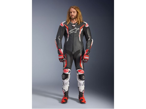 Medium-3150226_1231_GP_TECH_5_1PC_LTH_SUIT_FR