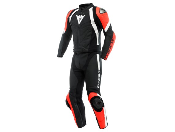 RVN5MT_DAINESE22M.00005AQ_SN006866_CLOSEUP01-1920x0_ZUPFWJ