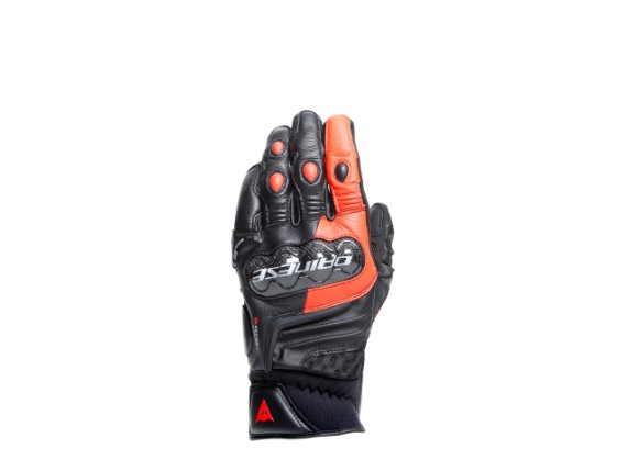 UB3XXU_DAINESE22M.00005EE_SN006998_CLOSEUP01-1920x0_BI4R9H