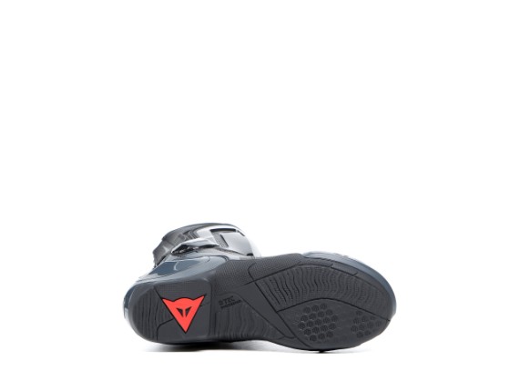 WCAH8Z_DAINESE22M.00005A0_SN006840_CLOSEUP04-1920x0_QJKTQP