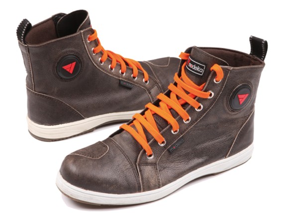 040750, SCHUH MODEK LANE