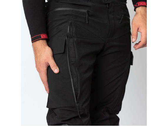 x2-015405-003_model_04_venture_stx_1-0_laminated_pants_black