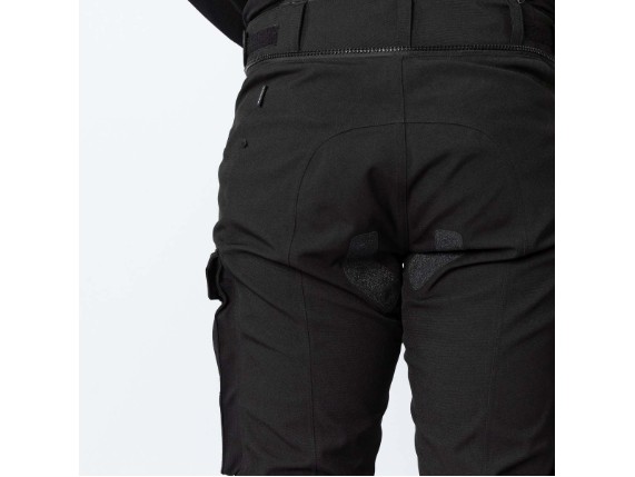 x2-015405-003_model_09_venture_stx_1-0_laminated_pants_black