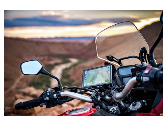 a3.60.2e.ARG10063300GarminZumoXT2E1