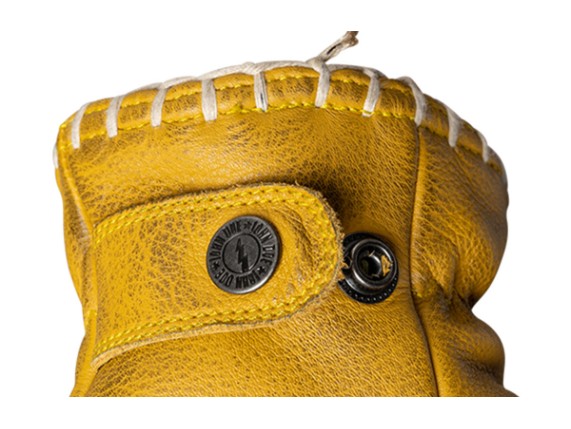 jdg7042_coyote_yellow-grey_freisteller_d_03