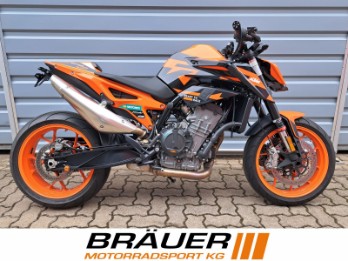 890 DUKE GP