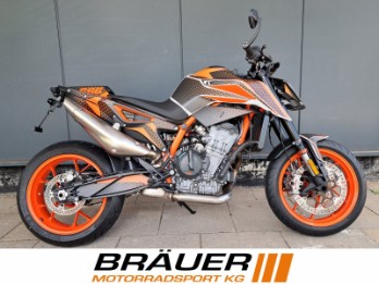 890 DUKE R