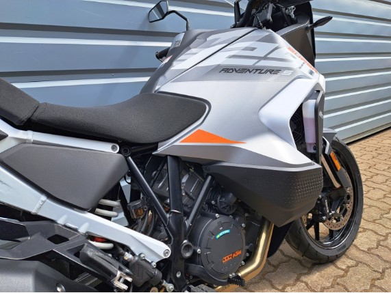 KTM 1290 SUPER ADVENTURE S, VBKV79401PM974880