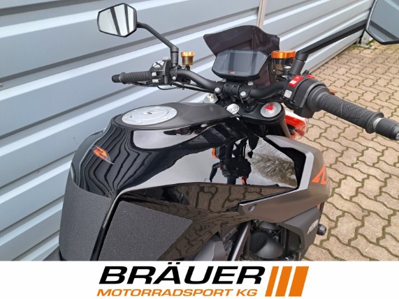 KTM 1290 SUPER DUKE R, 0011406