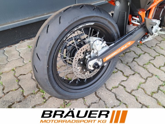 KTM 690 SMC-R, 0011688