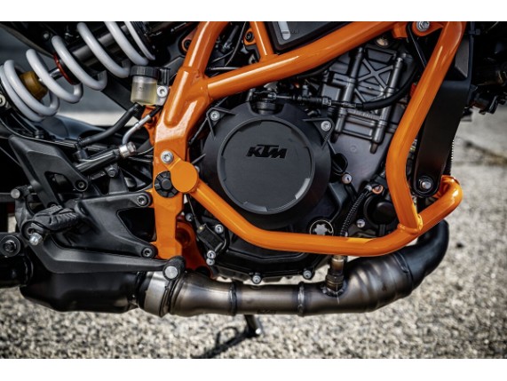pho_pp_mon_541713_my24_ktm_390_duke_details_parts_03_parts_details_details_parts__sall__awsg__v1