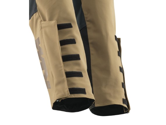 pho_pw_det_482274_3pw23000300x_terra_adventure_pants_safari_detail_3_street_equipment__sall__awsg__v1