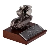 V-Twin Mfg Ironhead Motor Modell 1:10 Skala