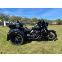 FLHTCUTG Tri Glide