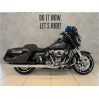 FLHX Street Glide 117 Liberty