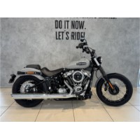 FXBB Softail Street Bob 117