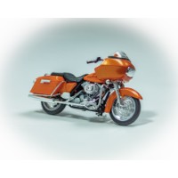Modell Harley-Davidson - 2002 FLTR Road Glide - 1:18