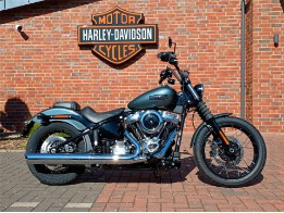 FXBB Softail Street Bob 117