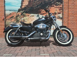 XL 1200CB Sportster Custom Ltd