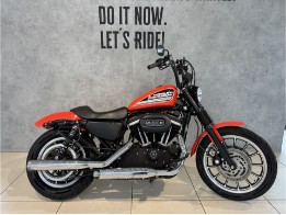 883R