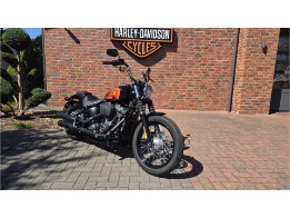 FXBBS Softail Street Bob