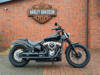 FXBB Softail Street Bob 117