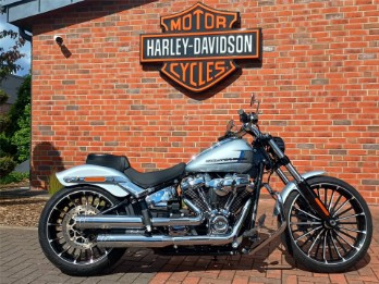 FXBR Softail Breakout 117