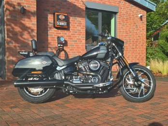 FLSB Softail Sport Glide