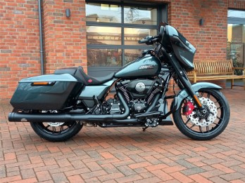 FLHX Street Glide "Edition 26"