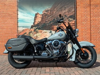 FLHC Softail Heritage Classic