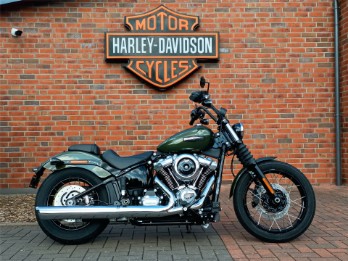 FXBB Softail Street Bob 117