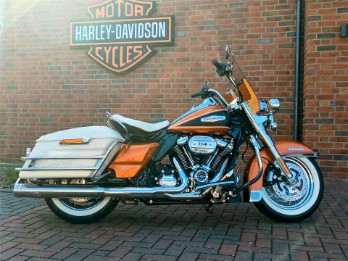 FLHFB El. Glide Highway King