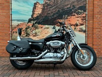 XL 1200C Sportster Custom