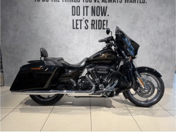 FLHXSE CVO Street Glide V&H