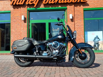 FLHC Softail Heritage Classic