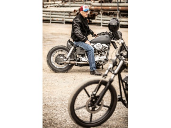 1050 Iron Selvage