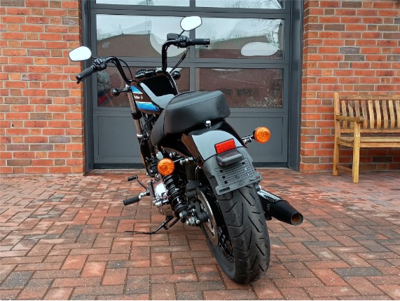 81c830bf0f7647d79d717bd0830bab83