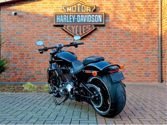 9c885a1d89fd413b9aacdc084371a6c2