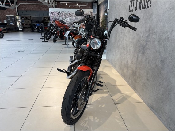 HARLEY-DAVIDSON 883R, 0008184