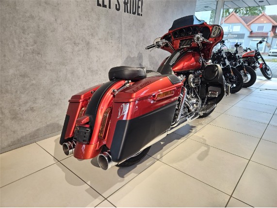 HARLEY-DAVIDSON CVO FLHXSE STREET GLIDE, 0005516