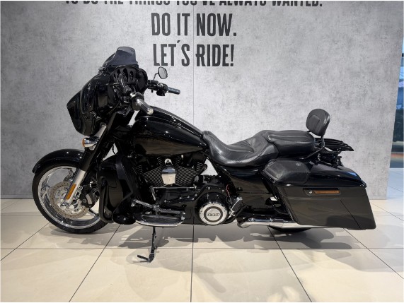 HARLEY-DAVIDSON CVO FLHXSE STREET GLIDE, 0007592