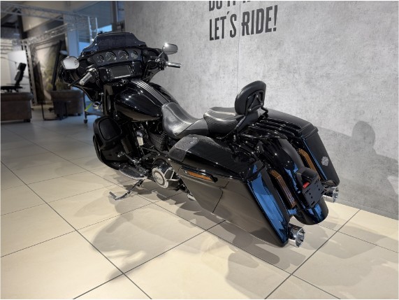 HARLEY-DAVIDSON CVO FLHXSE STREET GLIDE, 0007592
