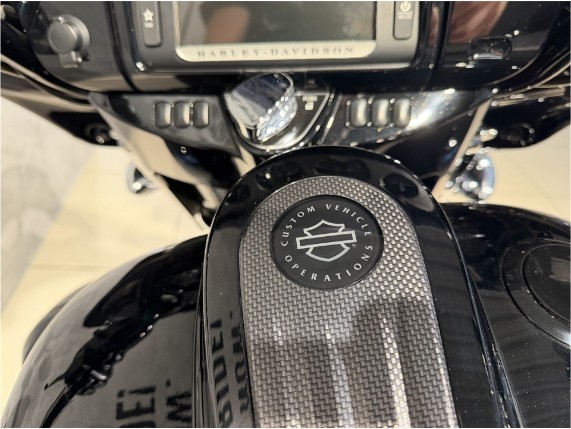 HARLEY-DAVIDSON CVO FLHXSE STREET GLIDE, 0007592