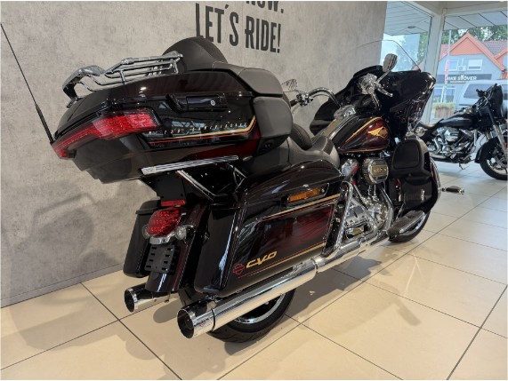 HARLEY-DAVIDSON CVO Road Glide Anniversary, 0009320