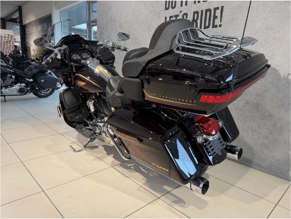 HARLEY-DAVIDSON CVO Road Glide Anniversary, 0009320