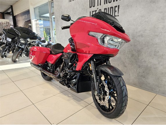 HARLEY DAVIDSON CVO Road Glide ST 2025, 0010374