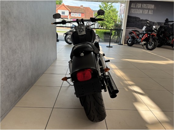 HARLEY-DAVIDSON FAT BOB, 0001149