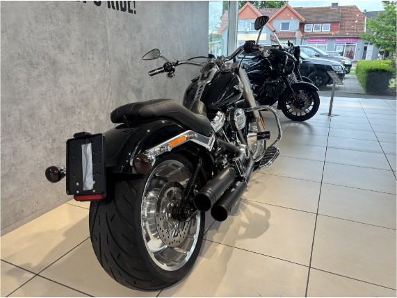 HARLEY-DAVIDSON FLFBS Softail Fat Boy 114, 0005344