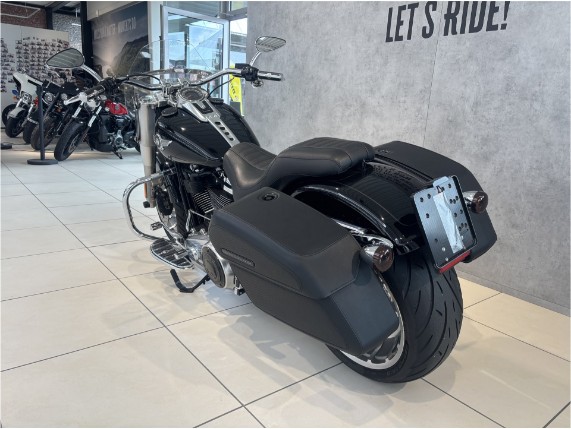 HARLEY-DAVIDSON FLFBS Softail Fat Boy 114, 0005344